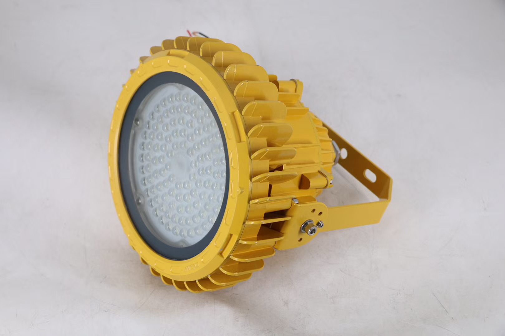 LED防爆灯特性机规格参数